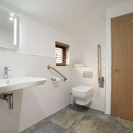 度假居 New 2 Bedroom At Waterhead Range By Letmestay *